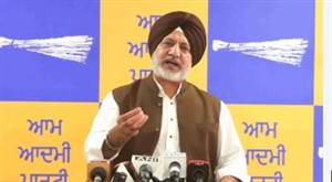 ‘ਗੁਰਦੁਆਰਾ ਬੰਗਲਾ ਸਾਹਿਬ ’ਚ ਪੁਲਿਸ ਨੂੰ ਜੁੱਤਿਆਂ ਸਮੇਤ ਦਾਖ਼ਲ ਹੋਣ ਦਾ ਹੁਕਮ ਕਿਸ ਨੇ ਦਿੱਤਾ’, ‘ਆਪ’ ਦੇ ਮੀਡੀਆ ਇੰਚਾਰਜ ਨੇ ਪੰਨੂੰ ਨੇ ਅਮਿਤ ਸ਼ਾਹ ਦੇ ਅਸਤੀਫ਼ੇ ਦੀ ਕੀਤੀ ਮੰਗ