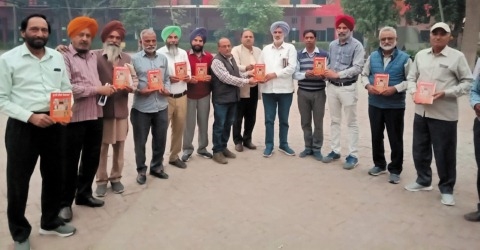 ਬਲਵੀਰ ਲੌਂਗੋਵਾਲ ਦੀ ਕਿਤਾਬ 'ਕ੍ਰਾਂਤੀ ਦੀਆਂ ਇਬਾਰਤਾਂ' ਰਿਲੀਜ਼