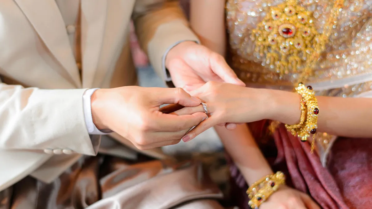 Astrology Remedies Tips : ਤਿਲਕ, ਰੋਕਾ ਤੇ ਮੰਗਣੀ 'ਚ ਕੀ ਹੈ ਅੰਤਰ ?  ਸ਼ਾਇਦ ਬਹੁਤੇ ਲੋਕ ਨਹੀਂ ਜਾਣਦੇ ਇਸ ਬਾਰੇ