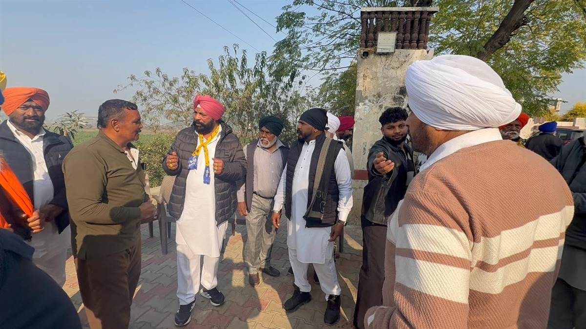 ਬਾਬਾ ਹੁਸ਼ਿਆਰ ਸਿੰਘ ਦੇ ਹੱਕ ਵਿੱਚ ਘਰ-ਘਰ ਚੋਣ ਪ੍ਰਚਾਰ