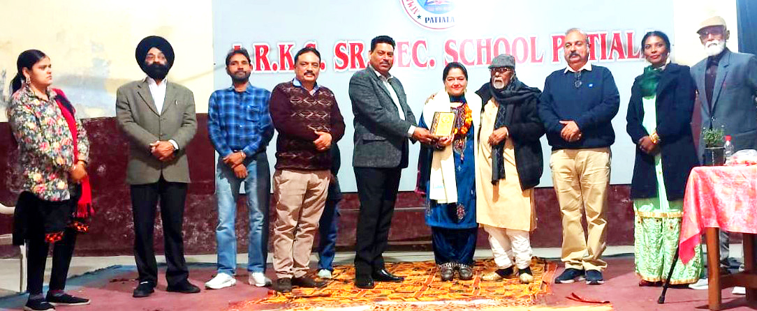 ਸਿੰਗਲਾ ਨੂੰ ਮਿਲਿਆ ਸਿਲਵਰ ਜੁਬਲੀ ਕਰਮ ਯੋਗੀ ਐਵਾਰਡ