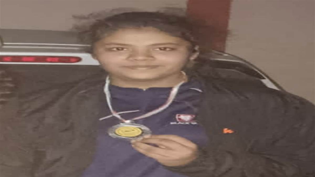 ਯੁਵਿਕਾ ਨੇ ਵੇਟਲਿਫਟਿੰਗ ’ਚ ਜਿੱਤੀ ਚਾਂਦੀ