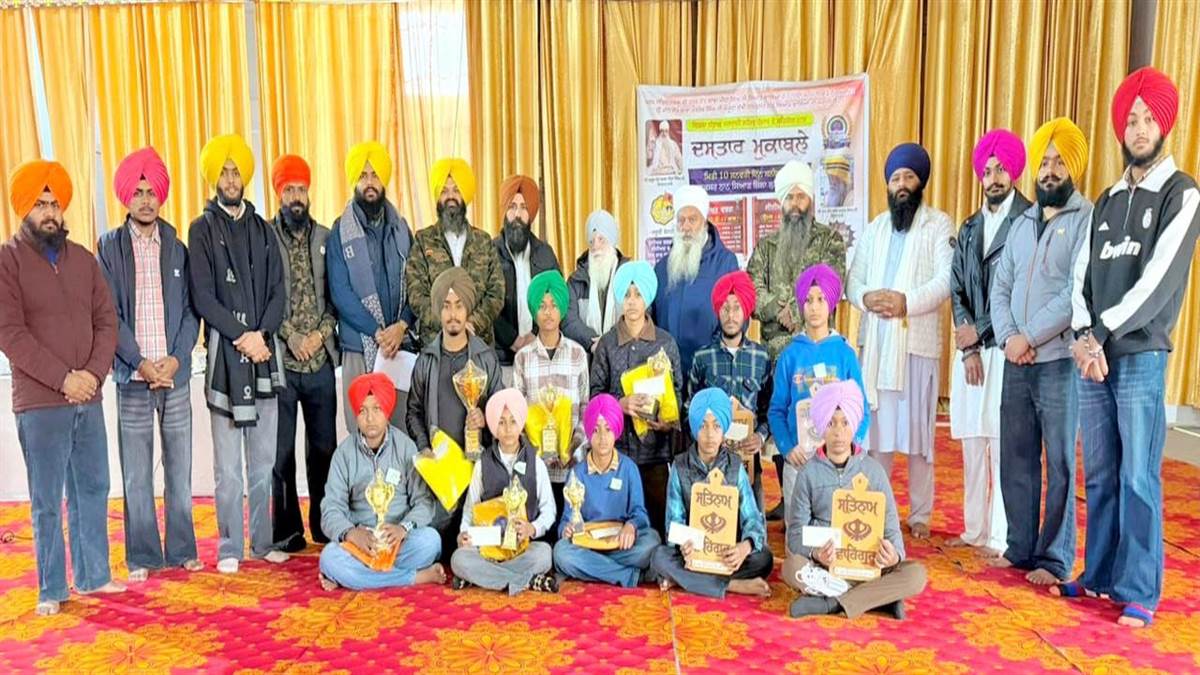 ਨਾਨਕਸਰ ਠਾਠ ਸਿਆੜ ਵਿਖੇ ਦਸਤਾਰ ਮੁਕਾਬਲੇ ਕਰਵਾਏ