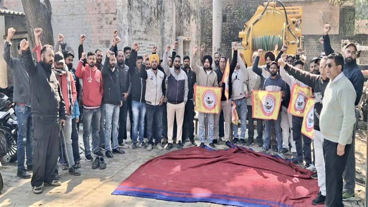 ਕੇਂਦਰੀ ਟਰੇਡ ਯੂਨੀਅਨ ਦੇ ਸੱਦੇ ’ਤੇ ਕੀਤੀ ਗੇਟ ਰੈਲੀ