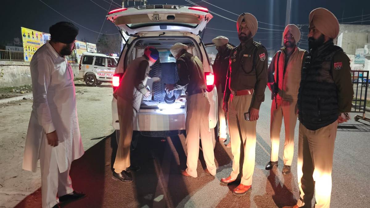ਮੋਰਿੰਡਾ ਪੁਲਿਸ ਨੇ ਅਪ੍ਰੇਸ਼ਨ ਪ੍ਰਹਾਰ 2.0 ਤਹਿਤ ਕੀਤੀ ਚੈਕਿੰਗ