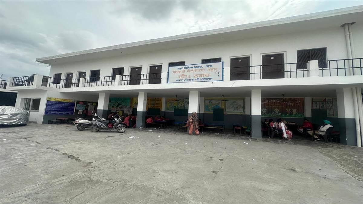 ਐਲੀਮੈਂਟਰੀ ਸਕੂਲ ਇਕ ਮਹੀਨੇ ਵਿਚ ਖਾਲੀ ਕਰਨ ਦੇ ਹੁਕਮ