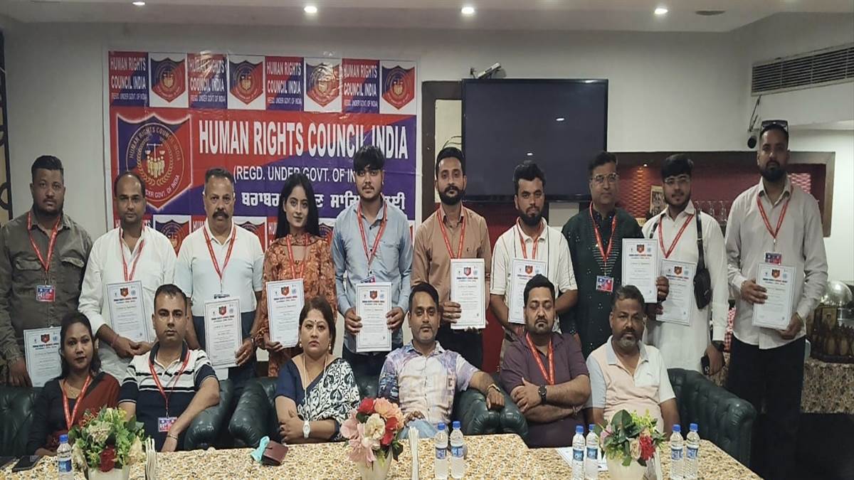 ਕਾਰਗੁਜ਼ਾਰੀ ਦੇ ਆਧਾਰ ’ਤੇ ਮੈਂਬਰਾਂ ਨੂੰ ਦਿੱਤੀ ਤਰੱਕੀ
