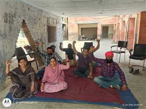 ਮਨਰੇਗਾ ਕਰਮਚਾਰੀਆਂ ਦੀ ਕਲਮ-ਛੋੜ ਹੜਤਾਲ 12ਵੇਂ ਦਿਨ ਵੀ ਜਾਰੀ