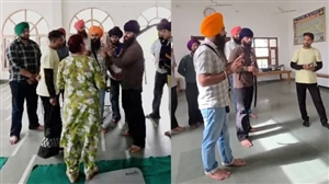 'ਗੁਰਦੁਆਰਾ ਸਾਹਿਬ ਵਿੱਚ ਯੋਗਾ ਦੀ ਇਜਾਜ਼ਤ ਨਹੀਂ...', ਫ਼ਰੀਦਕੋਟ ਵਿੱਚ ਮਹਿਲਾਵਾਂ ਦੀ ਯੋਗਾ ਕਲਾਸ ਨੂੰ ਸਿੱਖ ਨੌਜਵਾਨਾਂ ਨੇ ਜ਼ਬਰਦਸਤੀ ਕਰਵਾਇਆ ਬੰਦ