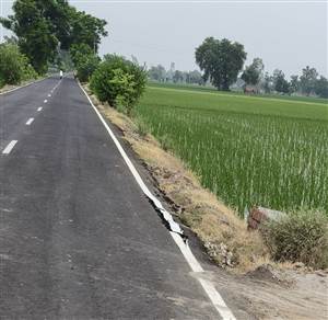 ਪਿੰਡ ਨਾਈਵਾਲਾ ਤੋਂ ਰਾਏਸਰ ਤੱਕ ਨਵੀਂ ਬਣੀ ਲਿੰਕ ਸੜਕ ਦਾ ਕੰਮ ਅਧੂਰਾ