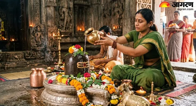 ਸਾਉਣ ਮਹੀਨੇ 'ਚ ਕਿਉਂ ਕੀਤਾ ਜਾਂਦਾ ਹੈ ਸ਼ਿਵਲਿੰਗ ਦਾ ਜਲ ਅਭਿਸ਼ੇਕ? ਜਾਣੋ ਸਮੁੰਦਰ ਮੰਥਨ ਨਾਲ ਜੁੜੀ ਪੌਰਾਣਿਕ ਕਥਾ