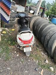 ਸਕੂਟਰ ਤੇ ਮੋਟਰ ਸਾਈਕਲ ਦੀ ਟੱਕਰ ਦੌਰਾਨ ਤਿੰਨ ਜਖ਼ਮੀ