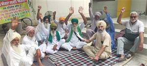 ਸਾਡੀਆਂ ਮੰਗਾਂ ਵੱਲ ਧਿਆਨ ਨਾ ਦਿੱਤਾ ਤਾਂ 15  ਤੋਂ ਮਰਨ ਵਰਤ ’ਤੇ ਬੈਠਾਂਗੇ : ਧੰਨਾ ਸਿੰਘ
