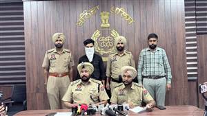 1 ਕਿੱਲੋ 12 ਗ੍ਰਾਮ ਹੈਰੋਇਨ ਅਤੇ ਇਕ ਲੱਖ ਰੁਪਏ ਡਰੱਗ ਮਨੀ ਸਮੇਤ ਇਕ ਕਾਬੂ