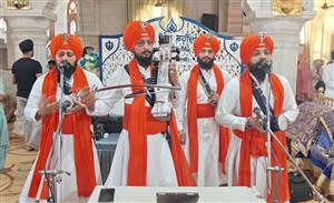 ਸ੍ਰੀ ਗੁਰੂ ਗ੍ਰੰਥ ਸਾਹਿਬ ਦਾ ਪਹਿਲਾ ਪ੍ਰਕਾਸ਼ ਪੁਰਬ ਸ਼ਰਧਾ ਨਾਲ ਮਨਾਇਆ