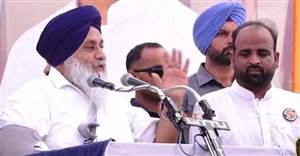 ਸੁਖਬੀਰ ਸਿੰਘ ਬਾਦਲ ਦਾ ਵੱਡਾ ਬਿਆਨ: ਪੰਜਾਬ 'ਚ ਅਮਨ-ਕਾਨੂੰਨ ਦੀ ਸਥਿਤੀ ਵਿਗੜੀ, 105 ਸਾਲ ਪੁਰਾਣੀ ਪਾਰਟੀ ਹੀ ਸੁਰੱਖਿਅਤ ਕਰ ਸਕਦੀ ਭਵਿੱਖ
