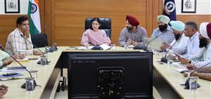 ਵਪਾਰੀਆਂ ਦੇ ਲੰਬਿਤ ਮਾਮਲੇ ਪਹਿਲ ਦੇ ਆਧਾਰ ’ਤੇ ਨਿਪਟਾਉਣ ਦੇ ਆਦੇਸ਼