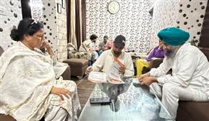 ‘ਅਕਾਲੀ ਦਲ ਲਿਆਓ, ਪੰਜਾਬ ਬਚਾਓ’ ਤਹਿਤ ਘਰ-ਘਰ ਭਰੇ ਫਾਰਮ