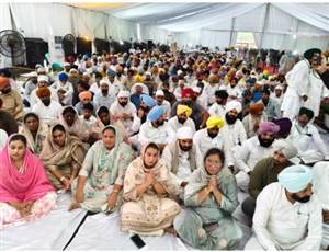 ਮਾਂ ਦੀ ਮਿਹਨਤ, ਤਿਆਗ ਤੇ ਸਿੱਖਿਆ ਸਭ ਤੋਂ ਕੀਮਤੀ ਪੂੰਜੀ ਹੁੰਦੀ, ਮਾਤਾ ਵਿੱਦਿਆ ਕੌਰ ਦੀ ਅੰਤਿਮ ਅਰਦਾਸ ਮੌਕੇ ਸਿਆਸੀ ਤੇ ਸਮਾਜਿਕ ਸ਼ਖਸੀਅਤਾਂ ਵੱਲੋਂ ਸ਼ਰਧਾ ਦੇ ਫੁੱਲ ਭੇਟ