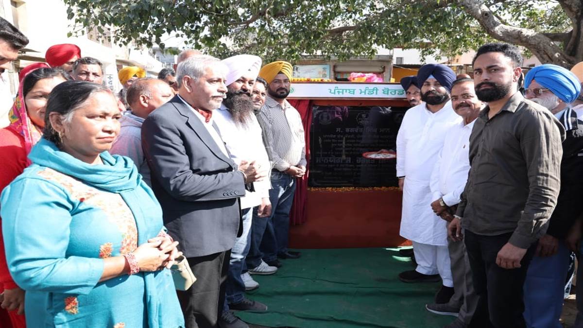 ਹਰਜੋਤ ਬੈਂਸ ਨੇ ਹਲਕੇ ’ਚ ਵੱਖ-ਵੱਖ ਵਿਕਾਸ ਕਾਰਜਾਂ ਦੇ ਰੱਖੇ ਨੀਂਹ ਪੱਥਰ