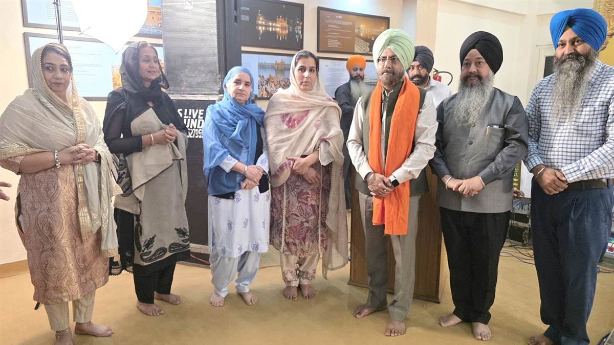 ਗੁਰਮਤਿ ਗਿਆਨ ਆਨਲਾਈਨ ਸਟੱਡੀ ਸੈਂਟਰ ’ਚ ਕਰਾਇਆ ਕੀਰਤਨ ਦਰਬਾਰ