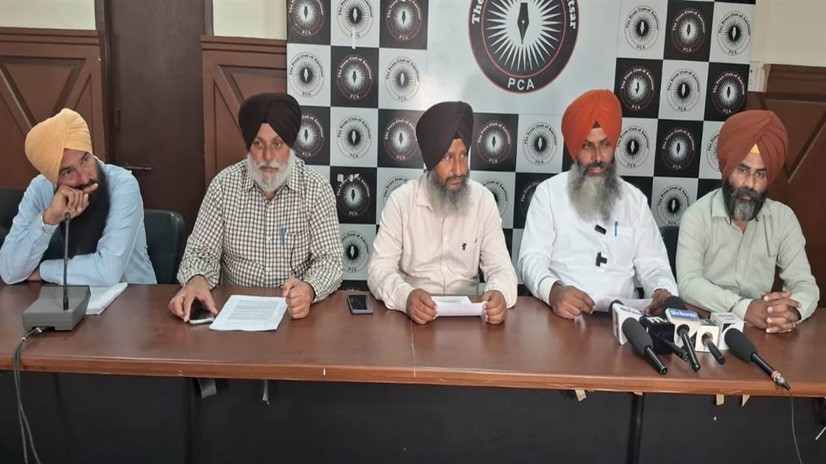 Big News : ਖ਼ਾਲਸਾ ਏਡ ਦੇ ਮੁਖੀ ਤੇ ਮੈਨੇਜਰ ਨੇ ਦਿੱਤੇ ਅਸਤੀਫੇ, ਪ੍ਰੈਸ ਕਾਨਫਰੰਸ ਦੌਰਾਨ ਦੱਸਿਆ ਇਹ ਕਾਰਨ