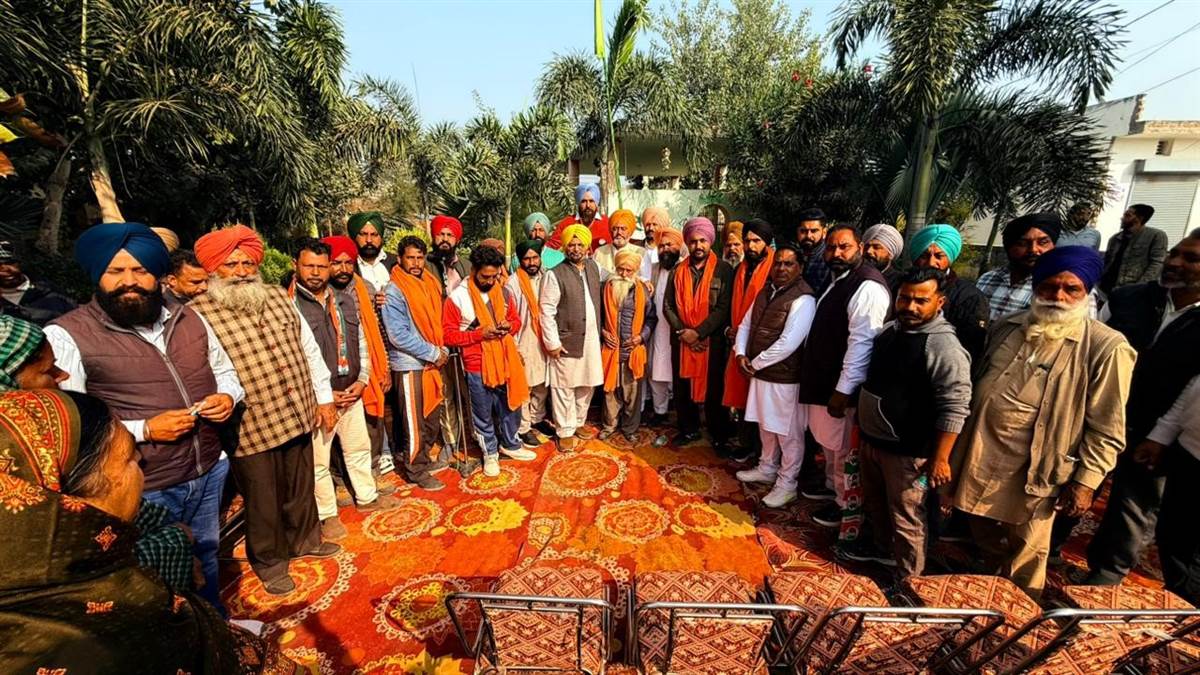 ਜਰੂਰੀ : ਸਾਬਕਾ ਵਿਧਾਇਕ ਨਾਗਰਾ ਦੀ ਅਗਵਾਈ ’ਚ ਕਈ ਲੋਕ ਕਾਂਗਰਸ ’ਚ ਸ਼ਾਮਲ