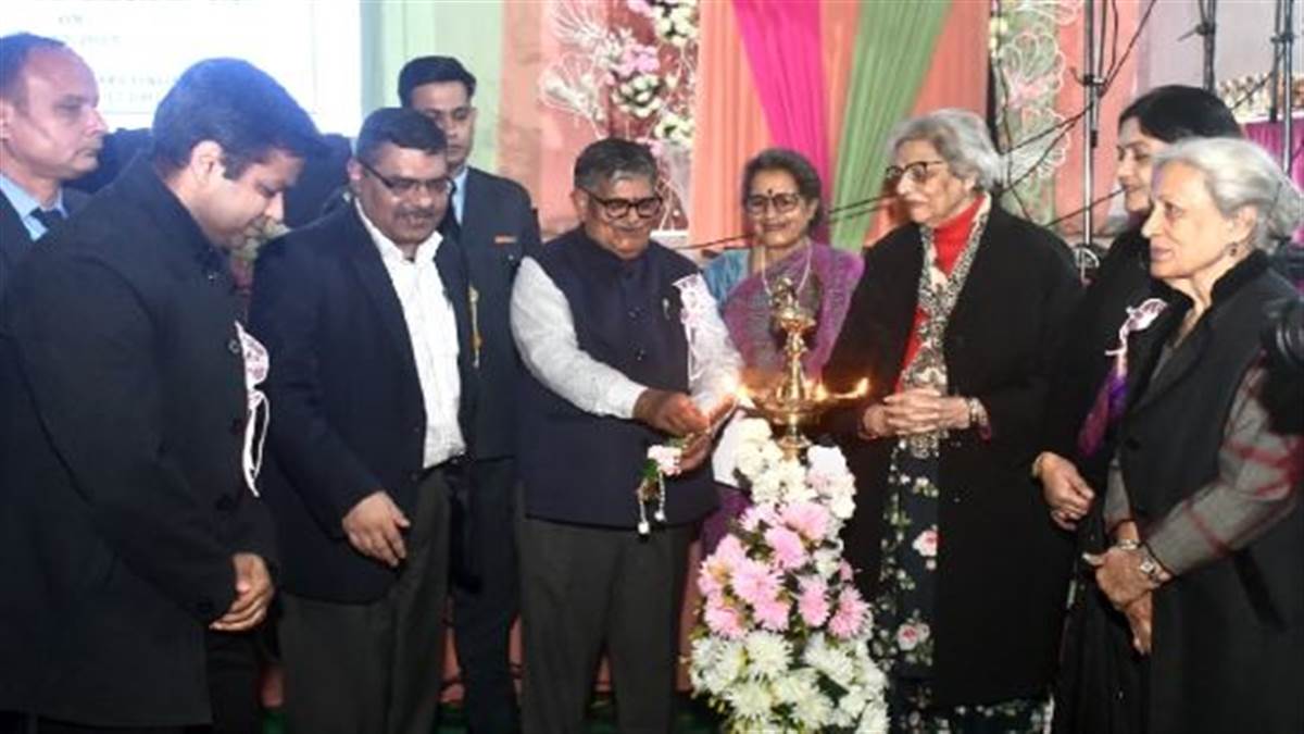 Ludhiana News : ਪੰਜਾਬ ਦੇ ਨੌਜਵਾਨ ਸਾਹਿਬਜ਼ਾਦਿਆਂ ਦੀ ਕੁਰਬਾਨੀ ਤੋਂ ਸੇਧ ਲੈਣ : ਰਾਜਪਾਲ ਕਟਾਰੀਆ