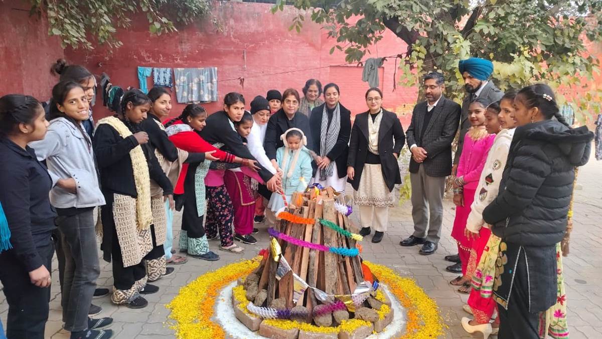 ਸ਼ੈਸਨ ਜੱਜ ਨੇ 'ਬੇਟੀ ਬਚਾਓ ਬੇਟੀ ਪੜ੍ਹਾਓ' ਦਾ ਦਿੱਤਾ ਸੁਨੇਹਾ