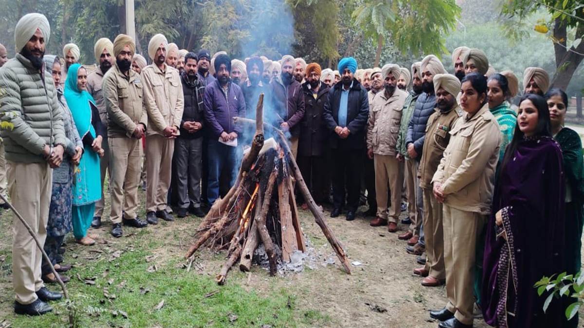 ਸਾਰੇ ਧਰਮਾਂ ਦੇ ਦਿਨ-ਦਿਹਾੜੇ ਤੇ ਤਿਉਹਾਰ ਮਨਾਉਣੇ ਚਾਹੀਦੇ ਹਨ : ਸੰਧੂ