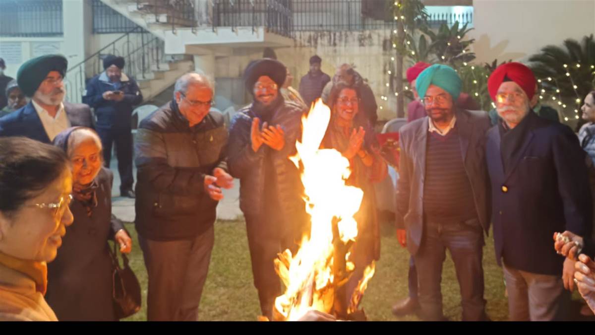 ਆਈਐੱਮਏ ਦੇ ਡਾਕਟਰਾਂ ਨੇ ਲੋਹੜੀ ਮਨਾਈ