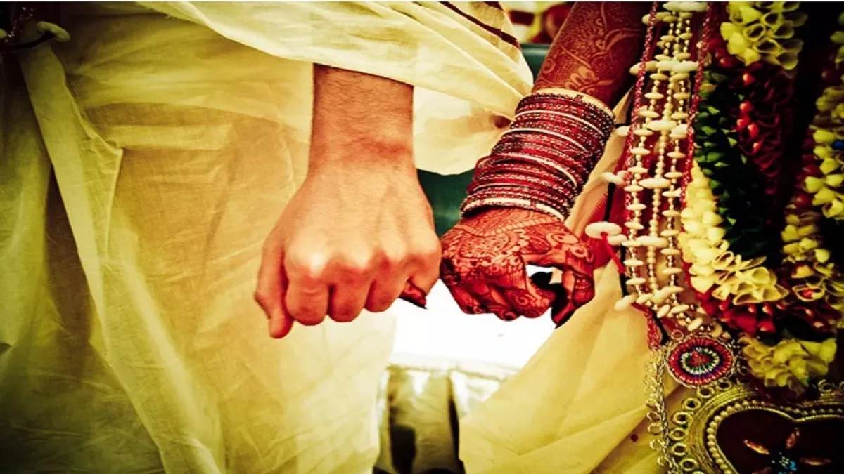 Love Marriage ਕਰਨ ਵਾਲੇ ਜੋੜਿਆਂ ਨੂੰ ਮਿਲਣਗੇ ਢਾਈ ਲੱਖ ਰੁਪਏ, ਅਪਲਾਈ ਕਰਨ ਲਈ ਜ਼ਰੂਰੀ ਹੈ ਇਹ ਦਸਤਾਵੇਜ਼