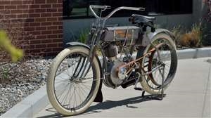 1908 Harley-Davidson: 7 ਕਰੋੜ ਤੋਂ ਵੱਧ 'ਚ ਵਿਕ ਗਈ ਹਾਰਲੇ ਦੀ ਬਾਈਕ, ਕ੍ਰੇਜ਼ ਇੰਨਾ ਵਧਿਆ ਕਿ ਬਣਿਆ ਸਭ ਤੋਂ ਮਹਿੰਗਾ ਮੋਟਰਸਾਈਕਲ