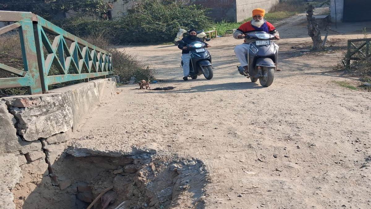 ਨਾਨਕਪੁਰਾ ਦੀ ਟੁੱਟੀ ਪੁਲੀ ਕਾਰਨ ਇਲਾਕਾ ਵਾਸੀ ਦੁਖੀ