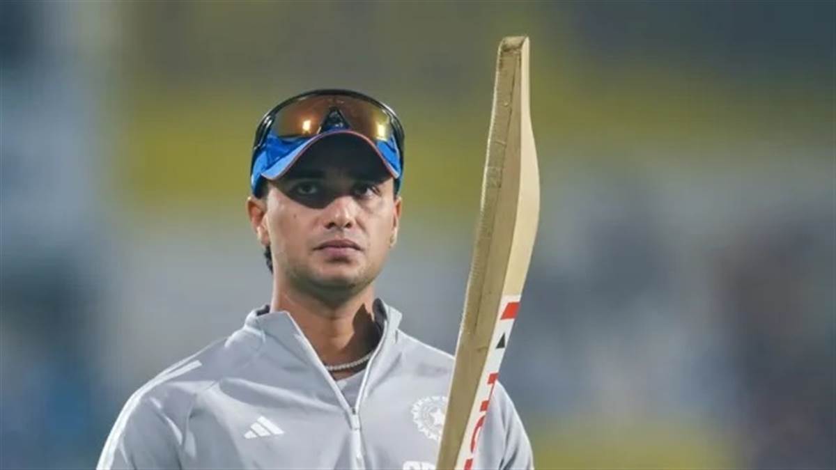 ਪਾਕਿਸਤਾਨ ਖ਼ਿਲਾਫ਼ ਅਭਿਸ਼ੇਕ ਸ਼ਰਮਾ ਦੇ ਖੇਡਣ 'ਤੇ ਸਸਪੈਂਸ, ਓਪਨਰ ਨੇ ਖ਼ੁਦ ਦੱਸਿਆ- ਬੀਮਾਰੀ ਕਾਰਨ 2 ਕਿਲੋ ਭਾਰ ਘਟਿਆ