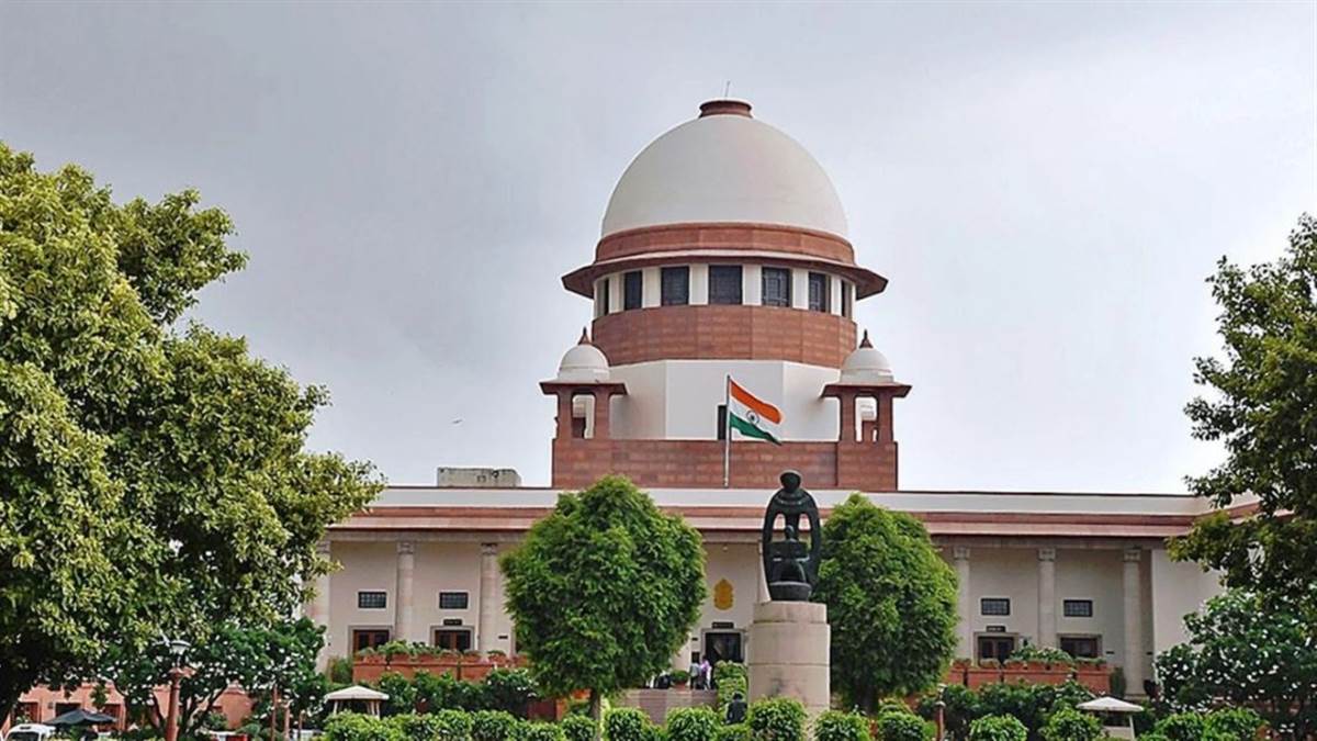 ਸੁਪਰੀਮ ਕੋਰਟ ਨੇ ਰੀਅਲ ਅਸਟੇਟ ਰੈਗੂਲੇਟਰੀ ਅਥਾਰਟੀ ਭਾਵ ਰੇਰਾ ਨੂੰ ਜਿਹੜੀ ਫਿਟਕਾਰ ਲਾਈ ਹੈ, ਉਸ ਦੇ ਲਈ ਉਹ ਖ਼ੁਦ ਜ਼ਿੰਮੇਵਾਰ ਹੈ। ਇਸ ਅਥਾਰਟੀ ਦਾ ਗਠਨ ਜਿਨ੍ਹਾਂ ਉਮੀਦਾਂ ਨਾਲ ਕੀਤਾ ਗਿਆ ਸੀ, ਉਹ ਉਨ੍ਹਾਂ ’ਤੇ ਖ਼ਰੀ ਨਹੀਂ ਉਤਰ ਪਾ ਰਹੀ ਹੈ। ਰੇਰਾ ਦੀ ਲੱਚਰ ਕਾਰਜਪ੍ਰਣਾਲੀ ਦੇ ਚੱਲਦੇ ਪਤਾ ਨਹੀਂ ਕਿੰਨੇ ਲੋਕ ਅਦਾਲਤਾਂ ਦੇ ਦਰਵਾਜ਼ੇ ਖੜਕਾਉਣ ਲਈ ਮਜਬੂਰ ਹੁੰਦੇ ਹਨ ਅਤੇ ਸਭ ਜਾਣਦੇ ਹਨ ਕਿ ਉੱਥੋਂ ਇਨਸਾਫ਼ ਮਿਲਣ ਵਿਚ ਬਹੁਤ ਸਮਾਂ ਲੱਗਦਾ ਹੈ।