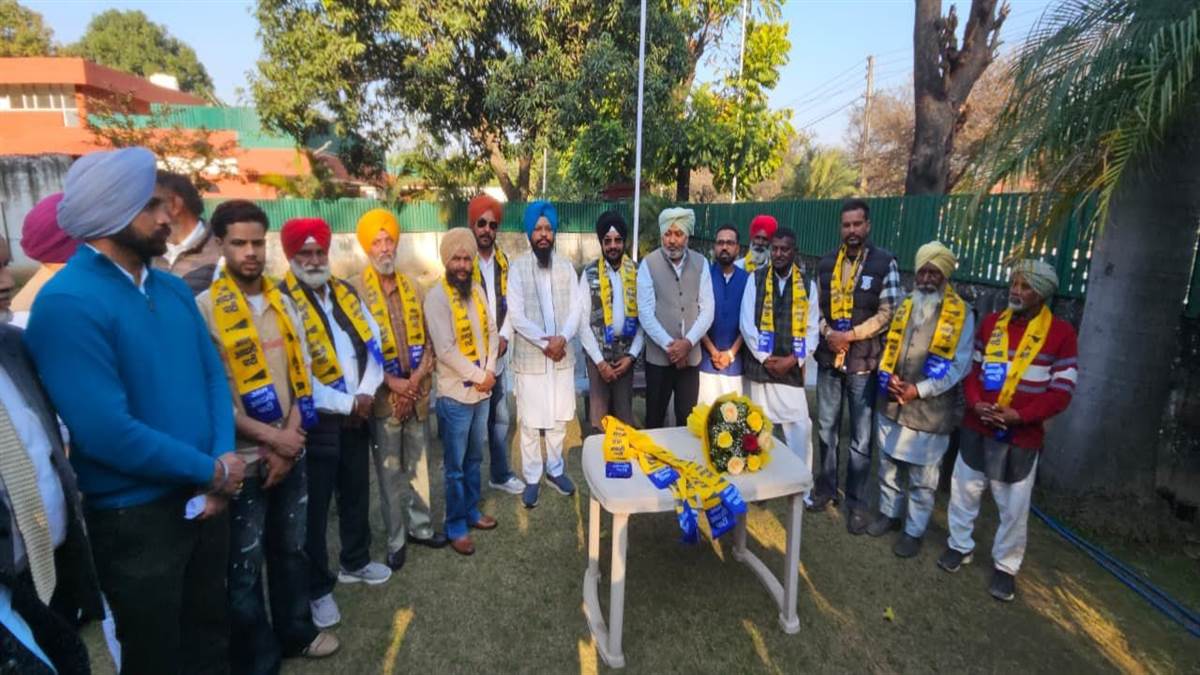ਭਾਜਪਾ ਪੰਜਾਬ ਐਸਸੀ ਵਿੰਗ ਦੇ ਵਿੱਤ ਸਕੱਤਰ ਅਮਰਜੀਤ ਸਿੰਘ ਕੋਕਰੀ ਕਲਾਂ 'ਆਪ' 'ਚ ਸ਼ਾਮਲ