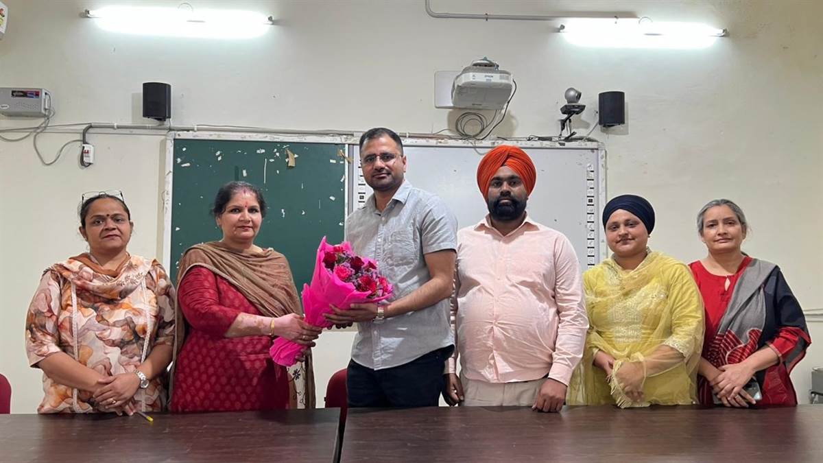 ਮਾਨਸਿਕ ਤਣਾਅ, ਕਾਰਨ, ਲੱਛਣ ਤੇ ਇਲਾਜ" ਵਿਸ਼ੇ 'ਤੇ ਲੈਕਚਰ