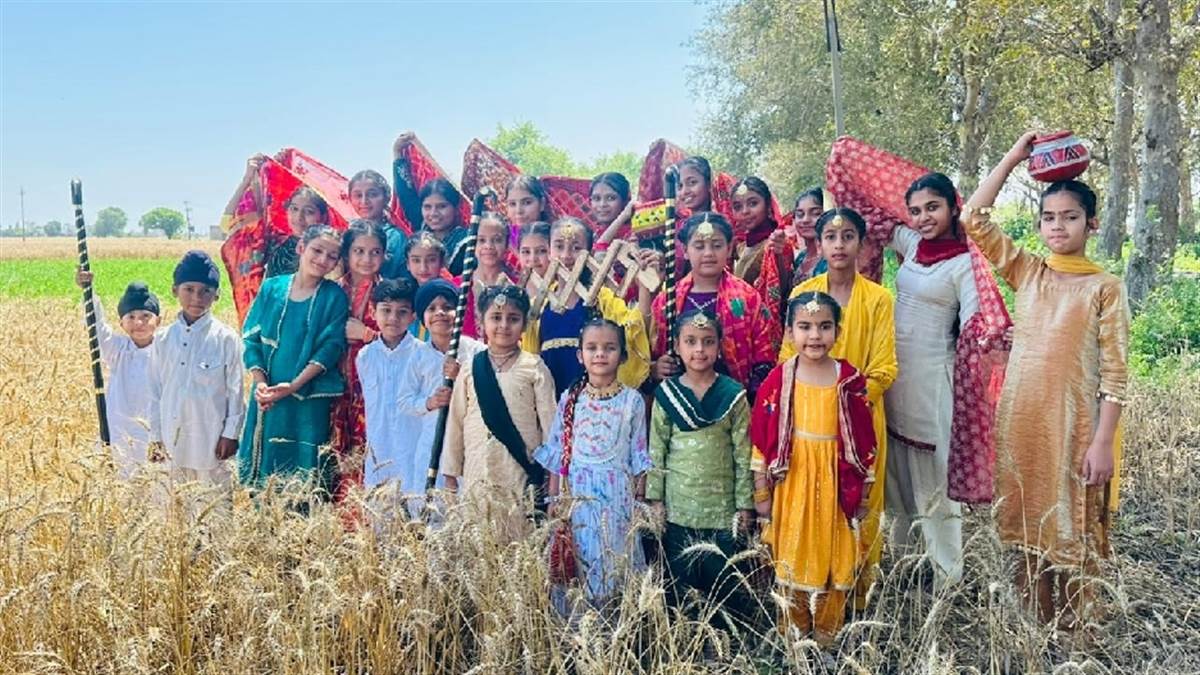 ਜੱਜ ਮਾਡਰਨ ਸਕੂਲ ਛੰਨਾਂ ਵਿਖੇ ਵਿਸਾਖੀ ਦਾ ਤਿਉਹਾਰ ਮਨਾਇਆ