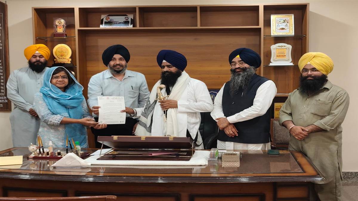 ਵਾਤਾਵਰਣ ਦੀ ਸੰਭਾਲ ਲਈ ਵੱਡੀ ਪਹਿਲ: ਸ੍ਰੀ ਅਕਾਲ ਤਖ਼ਤ ਸਾਹਿਬ ਤੇ ਪ੍ਰਦੂਸ਼ਣ ਕੰਟਰੋਲ ਬੋਰਡ ਵੱਲੋਂ ਧਾਰਮਿਕ ਇਕੱਠਾਂ ਨੂੰ 'ਪਲਾਸਟਿਕ-ਮੁਕਤ' ਕਰਨ ਦਾ ਸੱਦਾ