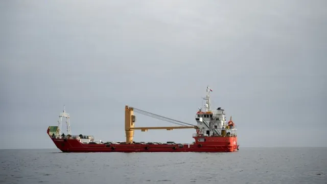 ਕਿਹੜੇ ਜਹਾਜ਼ਾਂ ਨੂੰ ਮਿਲੇਗੀ ਛੋਟ ਤੇ ਕਿਨ੍ਹਾਂ 'ਤੇ ਹੋਵੇਗੀ ਕਾਰਵਾਈ? ਸਮਝੋ ਹੋਰਮੁਜ਼ 'ਚ ਲੱਗਣ ਵਾਲੀ ਅਮਰੀਕੀ ਨਾਕਾਬੰਦੀ ਦਾ ਮਤਲਬ