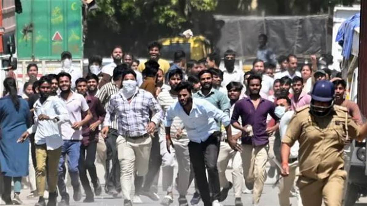 Noida Protest : ਨੋਇਡਾ ਮਜ਼ਦੂਰ ਅੰਦੋਲਨ ਦੇ ਪਿੱਛੇ ਕੌਣ? ਕੇਂਦਰ ਸਰਕਾਰ ਅਲਰਟ; ਕਿਰਤ ਮੰਤਰਾਲੇ ਦਾ ਆਇਆ ਬਿਆਨ
