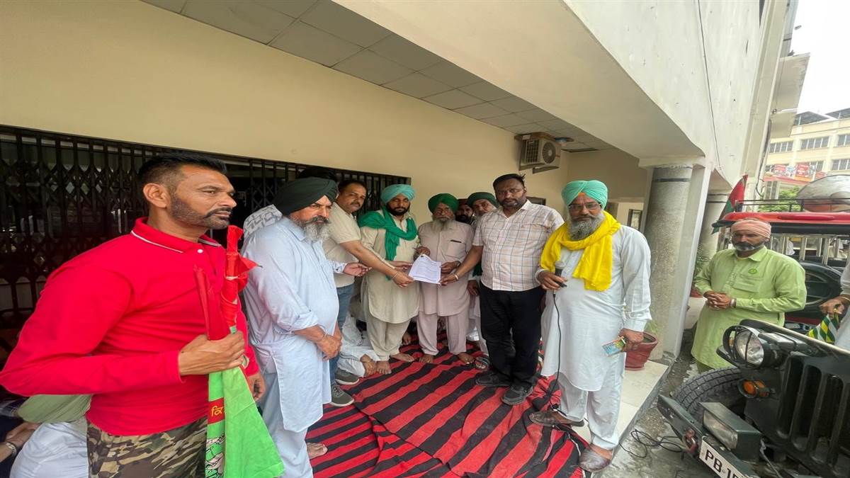 ਸਹਿਕਾਰੀ ਸਭਾਵਾਂ ਦੇ ਵਧਾਏ ਹੱਦ ਕਰਜ਼ੇ ਲਾਗੂ ਕਰਨ ਦੀ ਮੰਗ