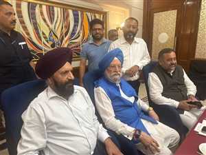 ਆਹੂਜਾ ਨੇ ਪੁਰੀ ਕੋਲ ਉਦਯੋਗ ਤੇ ਪ੍ਰਵਾਸੀ ਮਜ਼ਦੂਰਾਂ ਦੇ ਮੁੱਦੇ ਉਠਾਏ