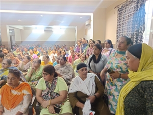 ਮਾਵਾਂ-ਧੀਆਂ ਸਤਿਕਾਰ ਯੋਜਨਾ ਲਈ ਪੱਬਾਂ ਪਾਰ ਹੋਏ ਡਾ. ਰਾਜ