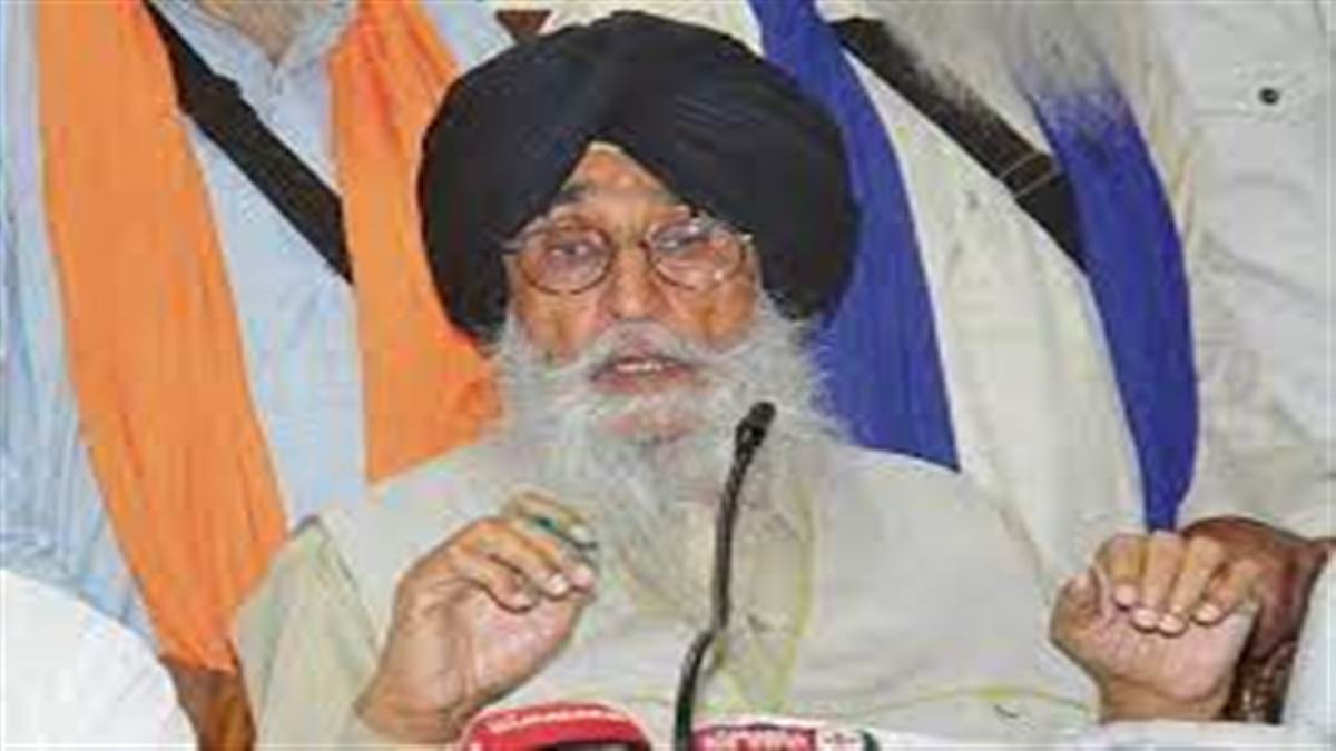 ਮੋਬਾਈਲ ਦੀ ਘੰਟੀ ਵੱਜਣ 'ਤੇ ਭੜਕੇ MP ਮਾਨ, ਸਮਰਥਕ ਨੂੰ ਮਾਰਿਆ ਧੱਕਾ, ਬੋਲੇ- GET OUT