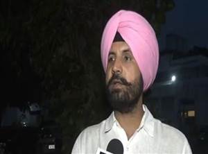 12 ਤੋਂ 18 ਘੰਟੇ ਦੇ ਬਿਜਲੀ ਕੱਟਾਂ ਕਾਰਨ ਉਦਯੋਗ ਬੰਦ ਹੋ ਰਹੇ, ਝੋਨੇ ਦੀਆਂ ਫ਼ਸਲਾਂ ਸੁੱਕ ਰਹੀਆਂ ਤੇ ਲੋਕ ਮੋਮਬੱਤੀਆਂ ਬਾਲਣ ਲਈ ਮਜਬੂਰ : ਵੜਿੰਗ
