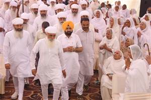ਮੰਤਰੀ ਮੁੰਡੀਆਂ ਤੇ ਨਾਮਧਾਰੀ ਸਤਿਗੁਰੂ ਨੇ ਵਿਕਾਸ ਕੰਮਾਂ ਦਾ ਰੱਖਿਆ ਨੀਂਹ ਪੱਥਰ