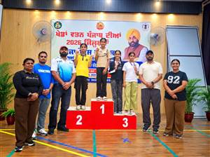 ਵੁਸ਼ੂ ’ਚ ਮਦਰ ਡਿਵਾਈਨ ਸਕੂਲ ਦੀ ਰਮਨਦੀਪ ਕੌਰ ਨੇ ਜਿੱਤਿਆ ਸੋਨ ਤਗ਼ਮਾ