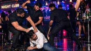 ਮਾਮੂਲੀ ਜਿਹੀ ਗਲਤੀ ਦੀ ਖ਼ੌਫ਼ਨਾਕ ਸਜ਼ਾ, ਨਾਈਟ ਕਲੱਬ 'ਚ ਔਰਤ 'ਤੇ ਬੀਅਰ ਡਿੱਗਣ ਤੋਂ ਬਾਅਦ ਬਾਊਂਸਰਾਂ ਦੀ ਕੁੱਟਮਾਰ ਨਾਲ ਨੌਜਵਾਨ ਦੀ ਮੌਤ